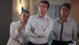 Carla claque la porte adieu Rose et Bérénice, un départ définitif Ici tout commence épisode 1292